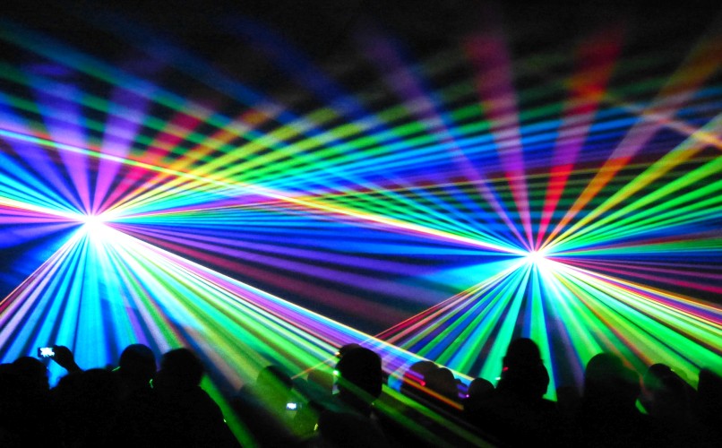Zastosowania laserów - magia świateł XXI wieku